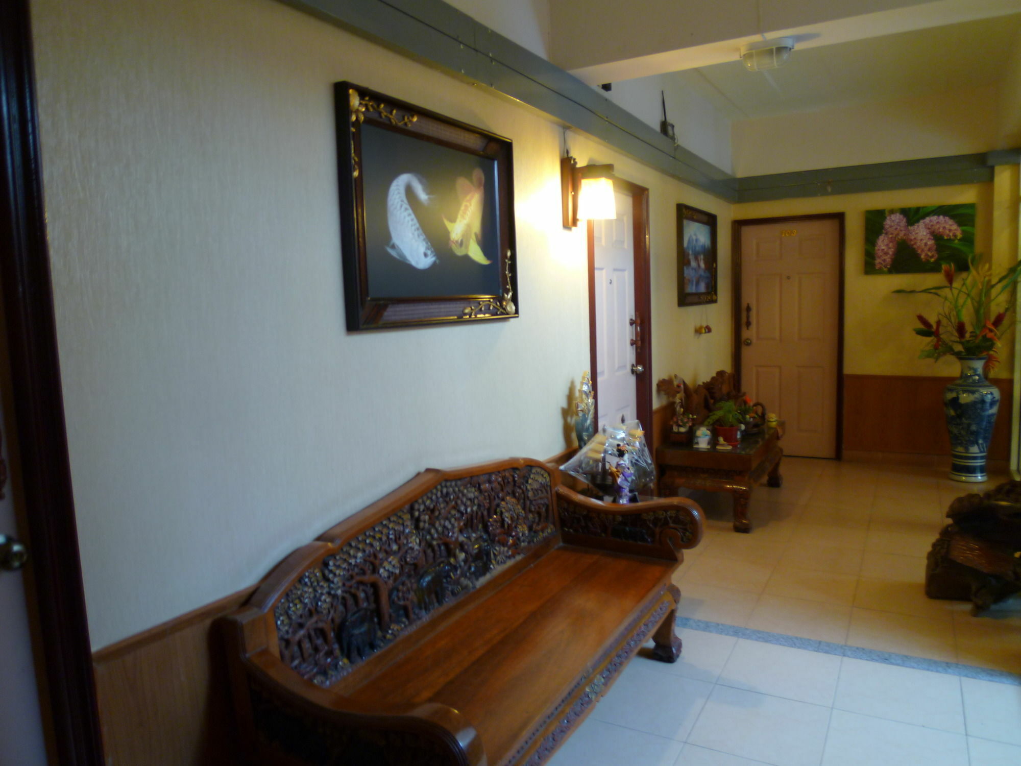 Vanlisut Hotel Ngamwongwan Nonthaburi Buitenkant foto